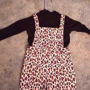 Super nice two piece outfit overalls like pants baby girl 4T